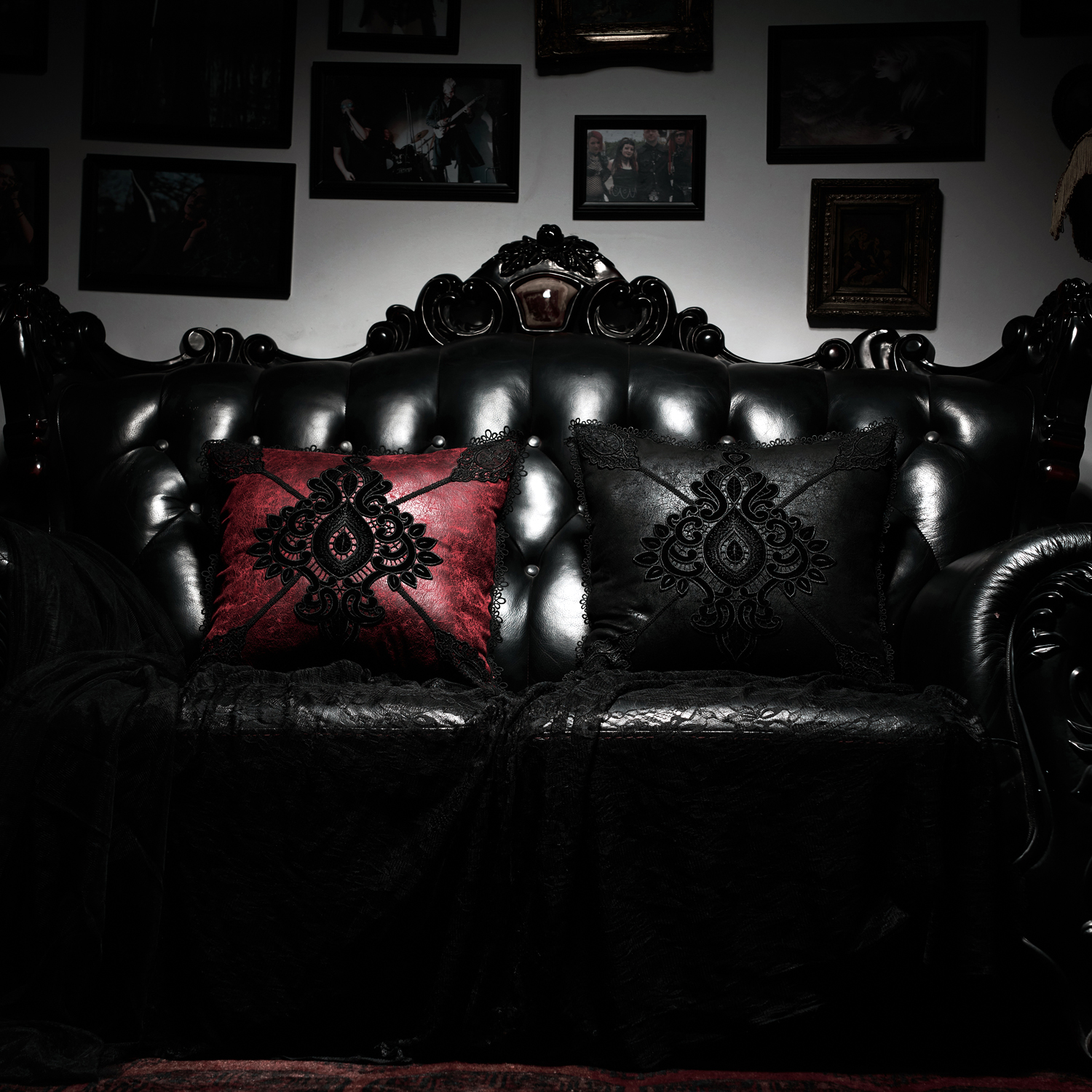 https://www.thedarkstore.com/19740/black-gothic-cozy-decorative-pillowcase.jpg