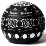Globe Lumineux 'Pagan Calendar'