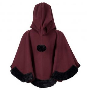 Cape 'Cassandra' Rouge et Noire