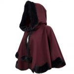 Cape 'Cassandra' Rouge et Noire