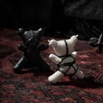 Gothic Dark Taboo Bear Blanc