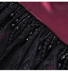 Longue Cape à Capuche 'Glamour' en Dentelle Bordeaux