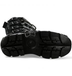 Black Itali Leather New Rock Metallic High Boots with Chains