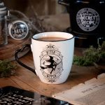 Mug 'Witch' en Porcelaine avec Anse en Forme de Cœur