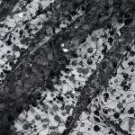 Cape Courte 'Helchen' en Plumes et Paillettes Noires