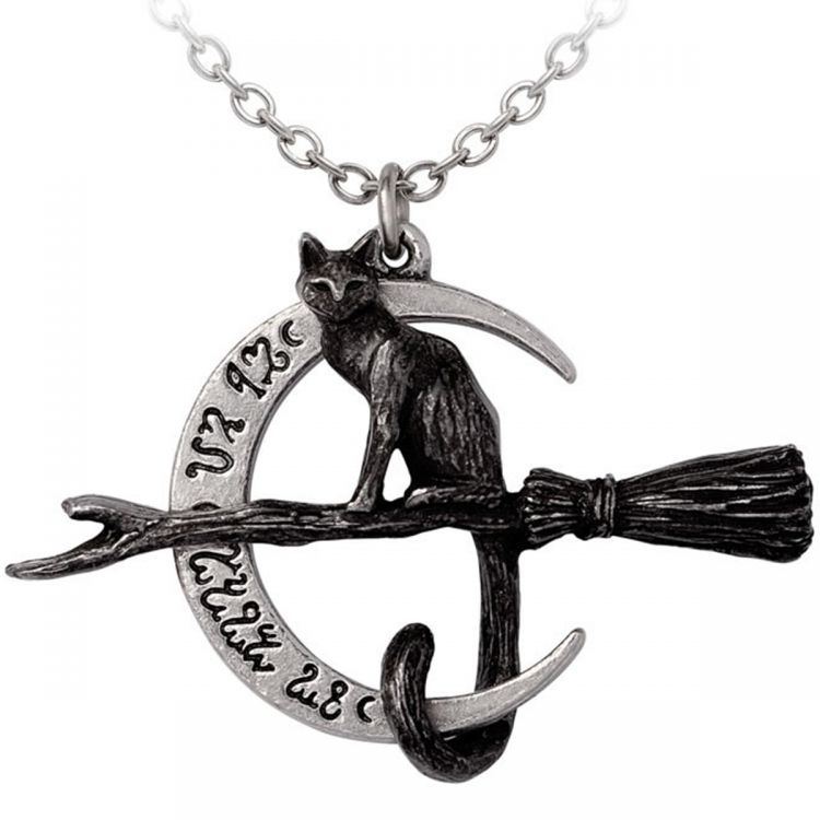 Pendentif 'Regina Covenorum'