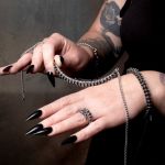 Collier 'Spine'